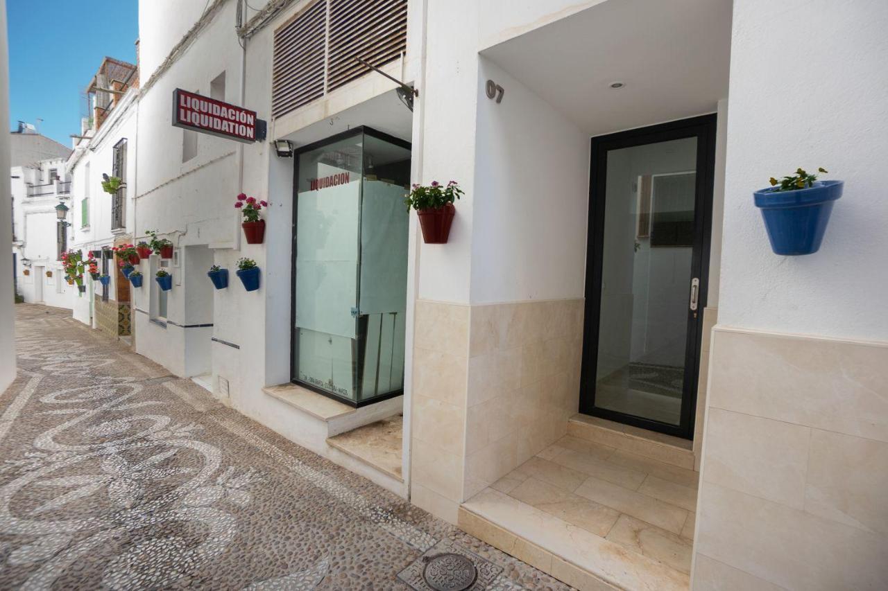Playa Del Salon 2C Menyber Appartement Nerja Buitenkant foto
