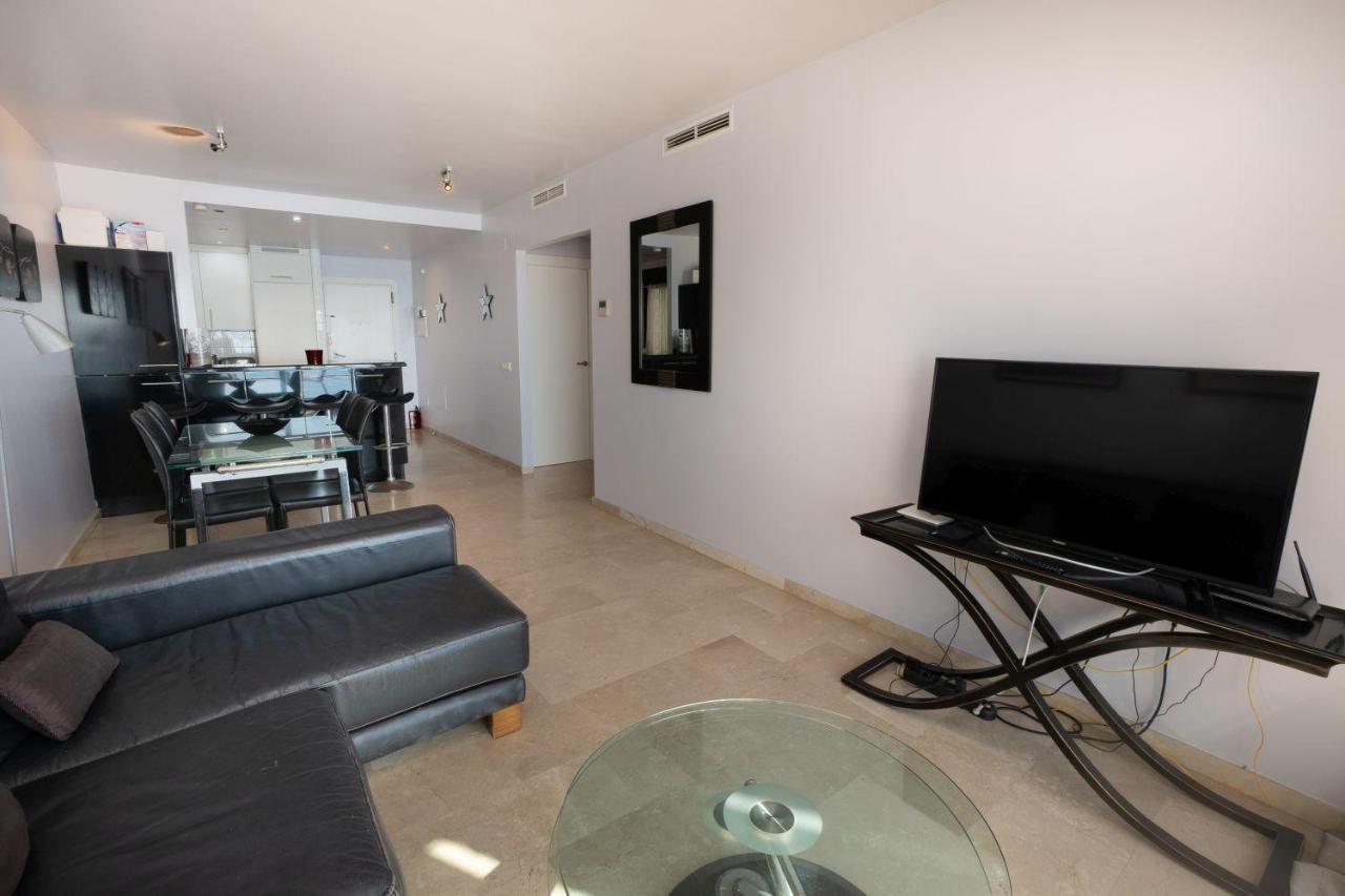 Playa Del Salon 2C Menyber Appartement Nerja Buitenkant foto