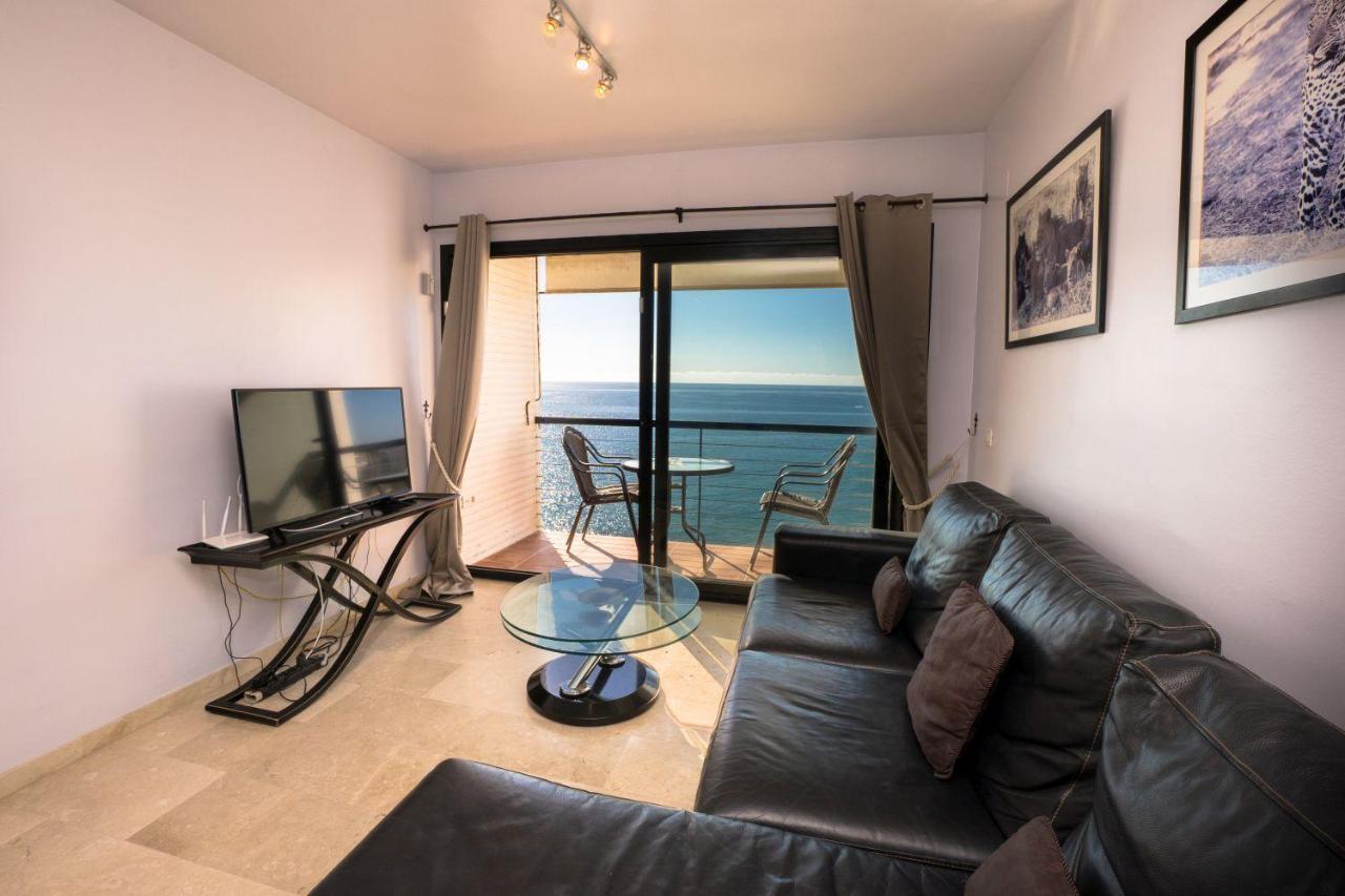 Playa Del Salon 2C Menyber Appartement Nerja Buitenkant foto